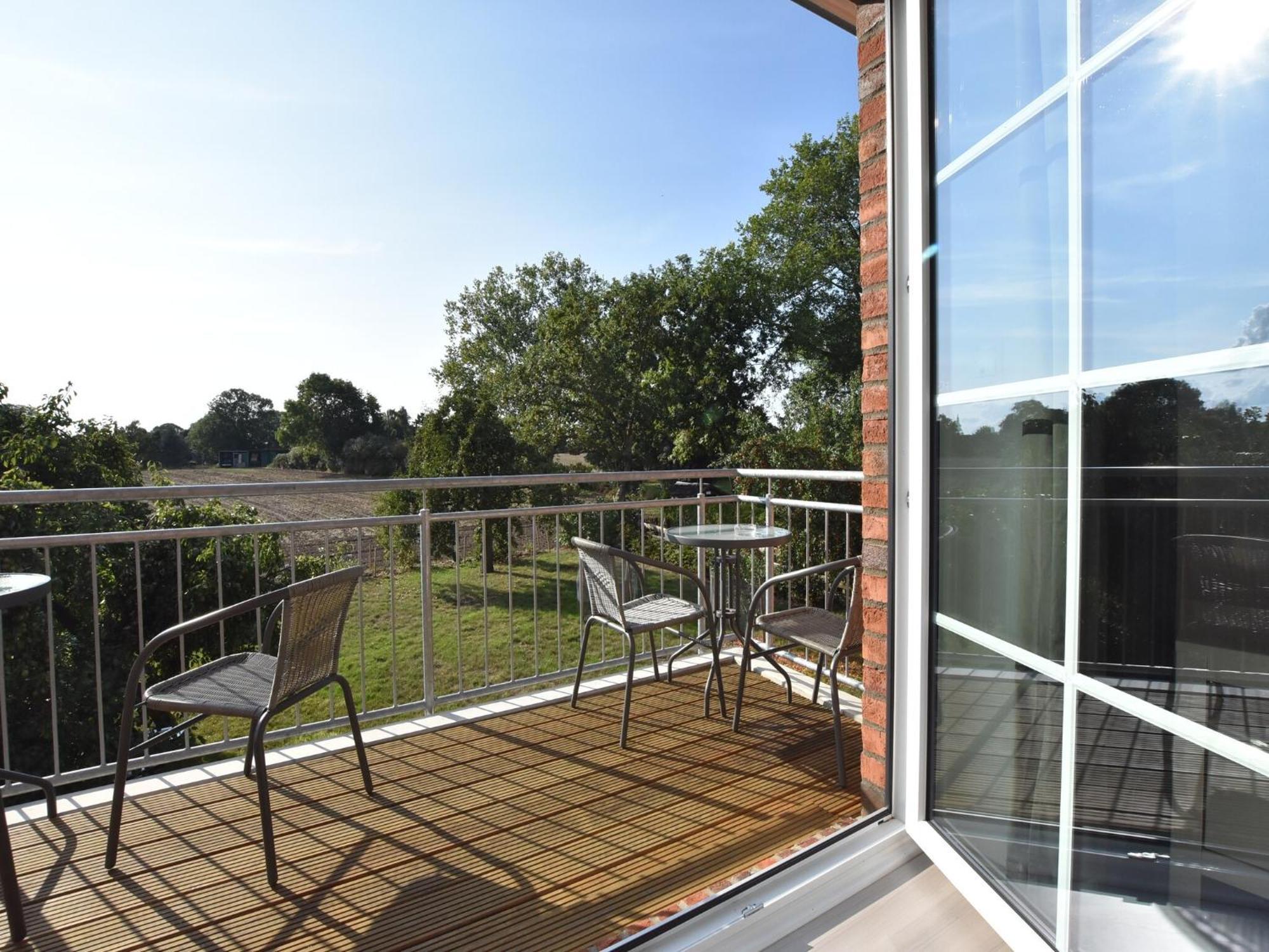 Charming Apartment In Oldenburg In Holstein With Terrace Kültér fotó